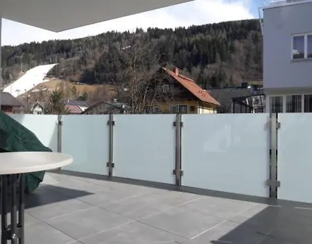 Appartement Stadtdomizil 5 *